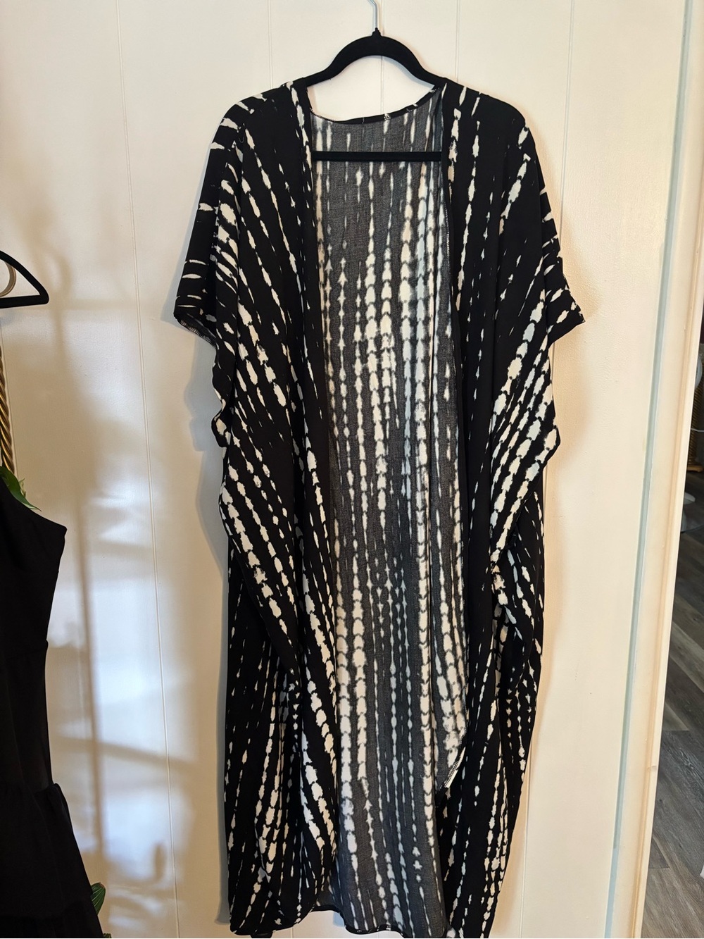 Black & White Cape Kimono